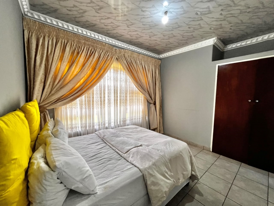 3 Bedroom Property for Sale in Rustenburg North North West